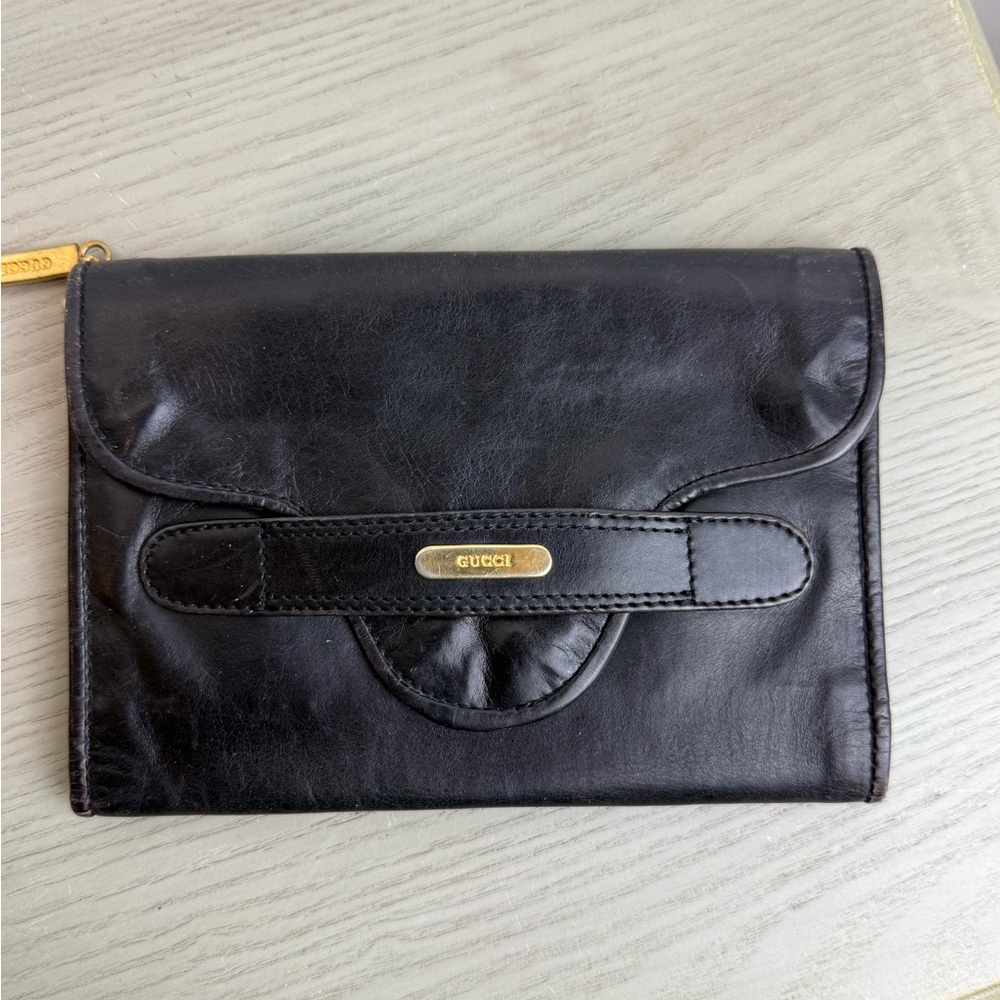 Vintage *Authentic w/Cert* Gucci Black Leather clutch Wallet Passport Holder